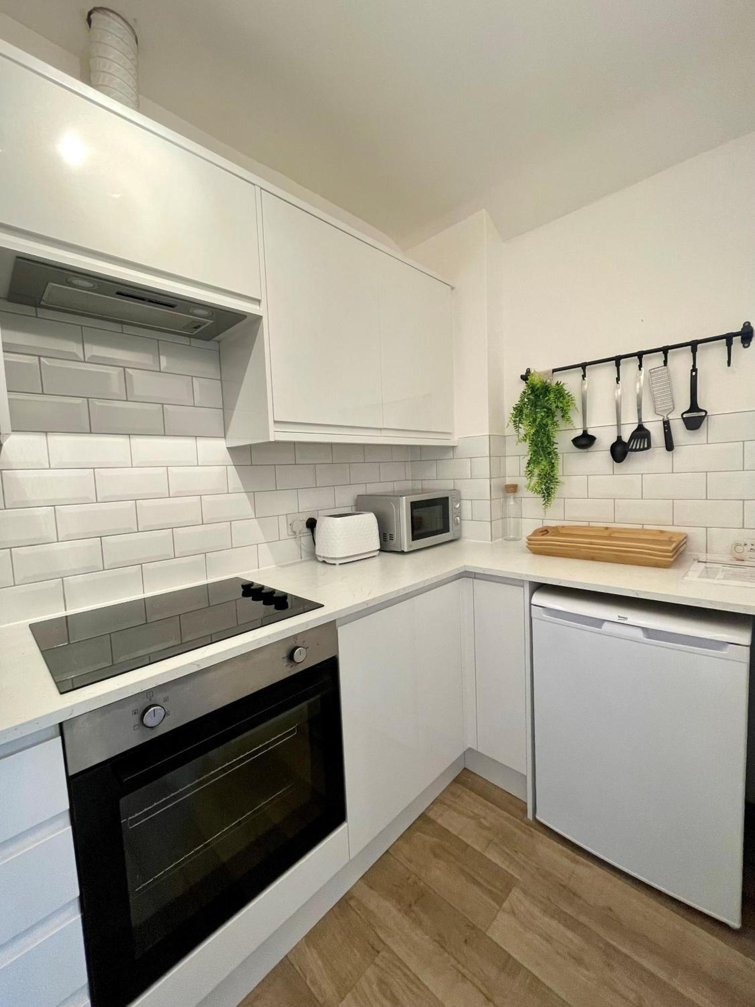 Central, Modern Apartment Bournemouth Luaran gambar